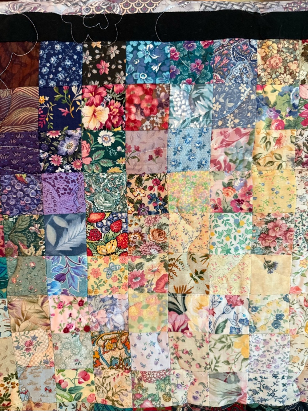 Floral Patchwork Quilted Wall Hanging 35x36 - Picture 3 of 9